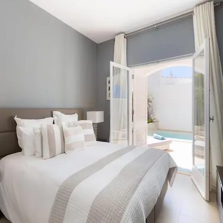 فيلة House With Private Heated Pool And Sea Views أولوز داغوا